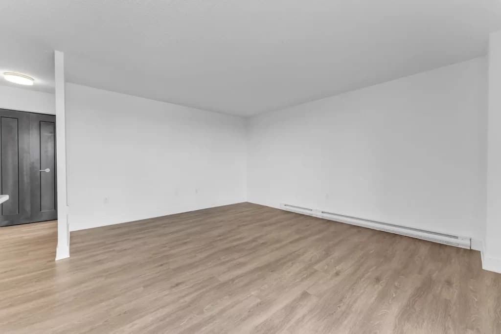Park Regency Apartments — Studio (Bachelor) - Photo 9