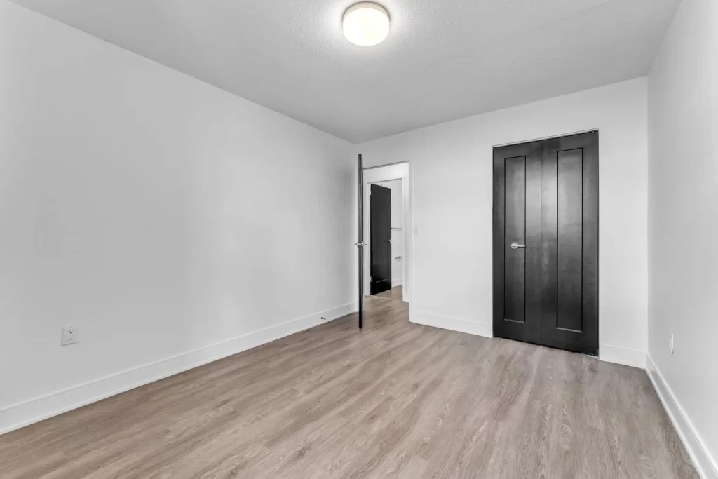 Park Regency Apartments — Studio (Bachelor) - Photo 12
