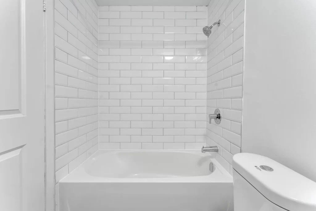 371 Yonge Kingston Apartments — 2 Bedroom Large - Photo 6