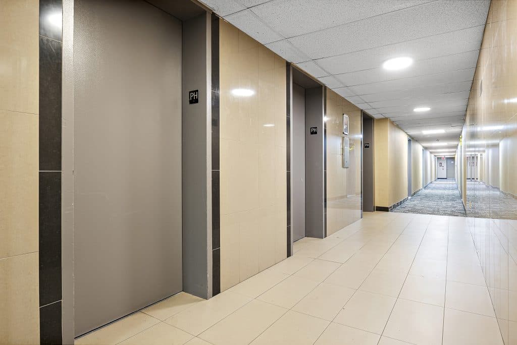 Brampton Towers — 1 Bedroom - Photo 16