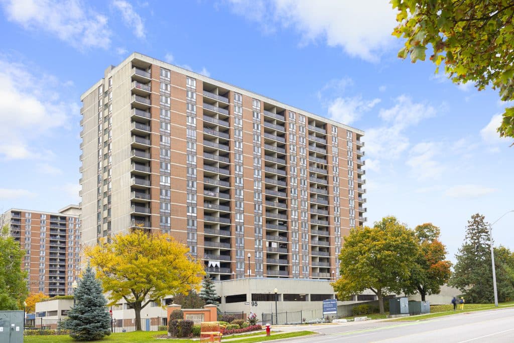 Brampton Towers — 1 Bedroom - Photo 11