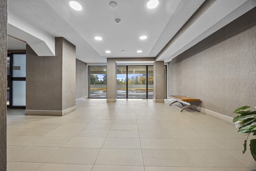 Brampton Towers — 1 Bedroom - Photo 15