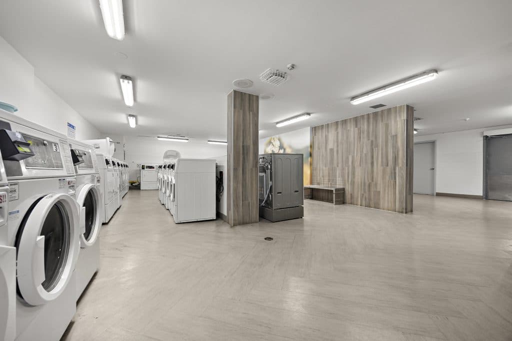 Brampton Towers — 1 Bedroom - Photo 13