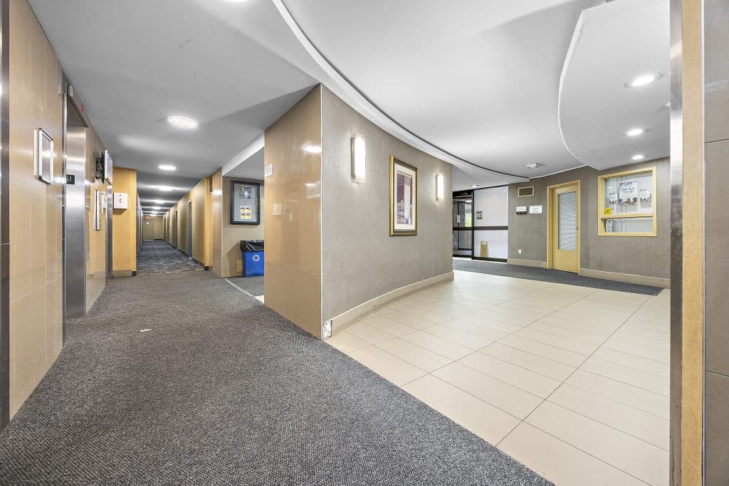 Brampton Towers — 1 Bedroom - Photo 14