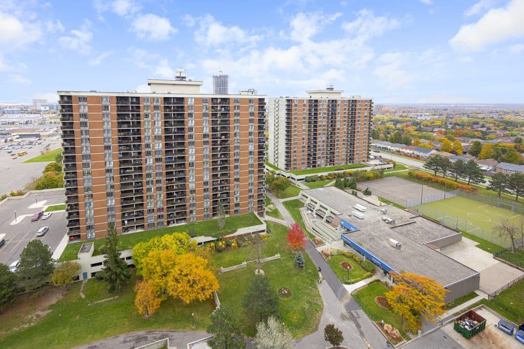 Brampton Towers — 1 Bedroom - Photo 13