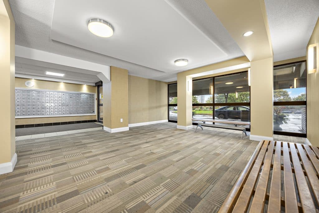 Brampton Towers — 1 Bedroom - Photo 16
