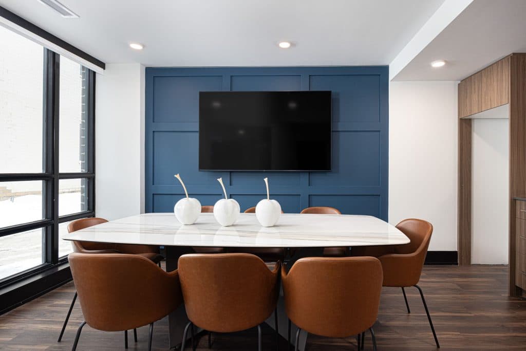 Shoreview — Bachelor (Studio) - Photo 10