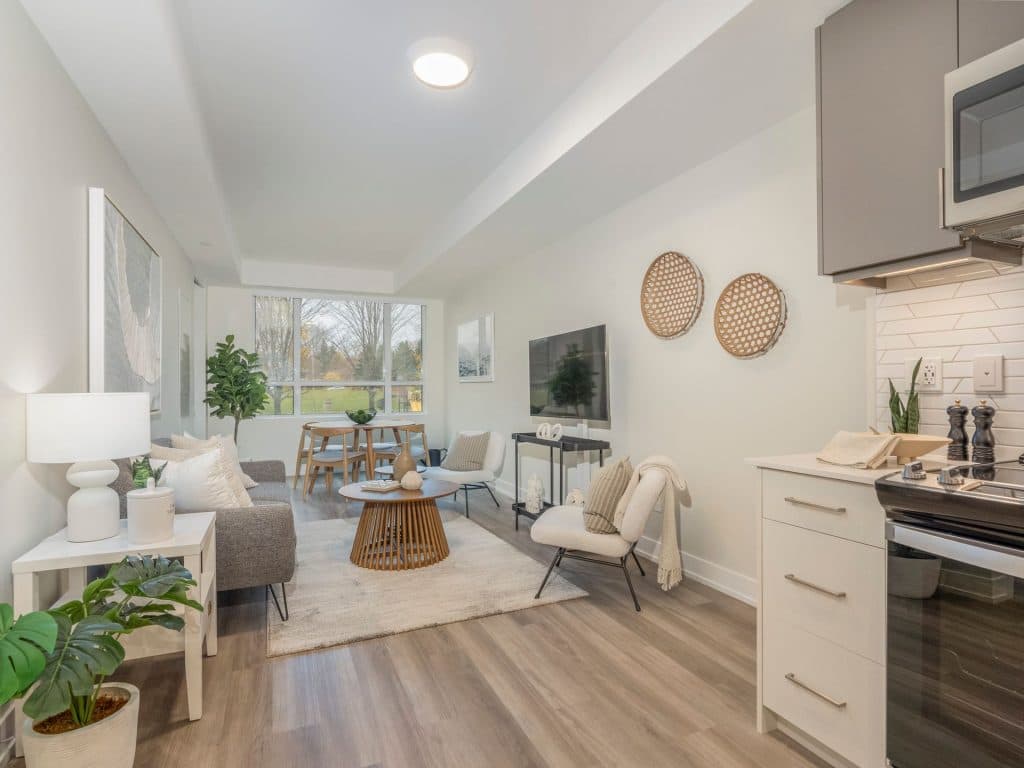 Shoreview — Bachelor (Studio) - Photo 16