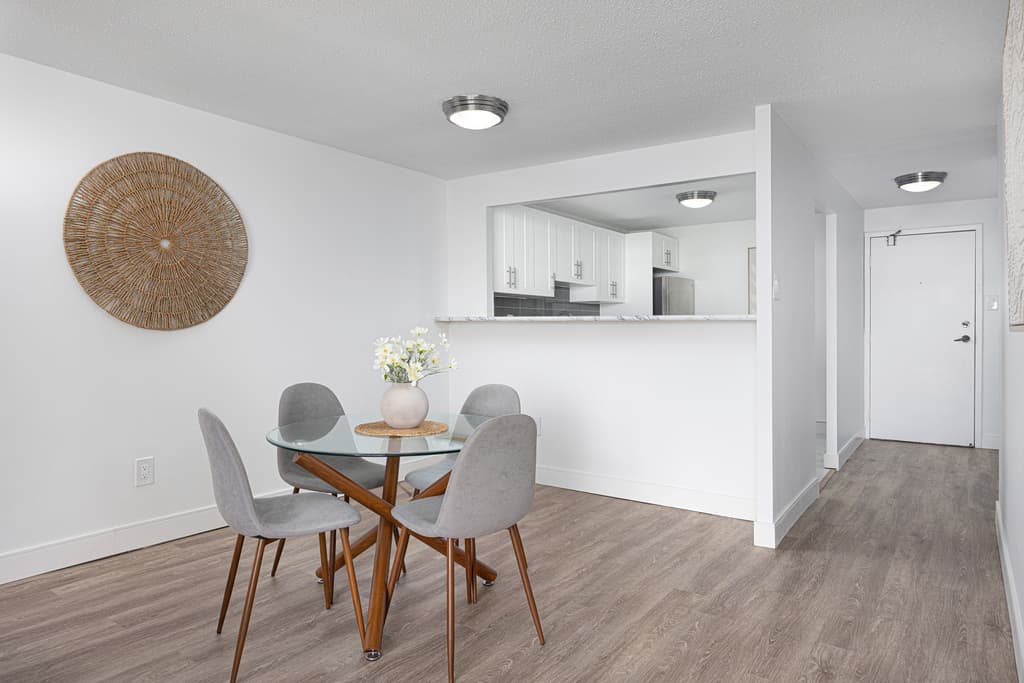 Brampton Towers — 1 Bedroom - Photo 26