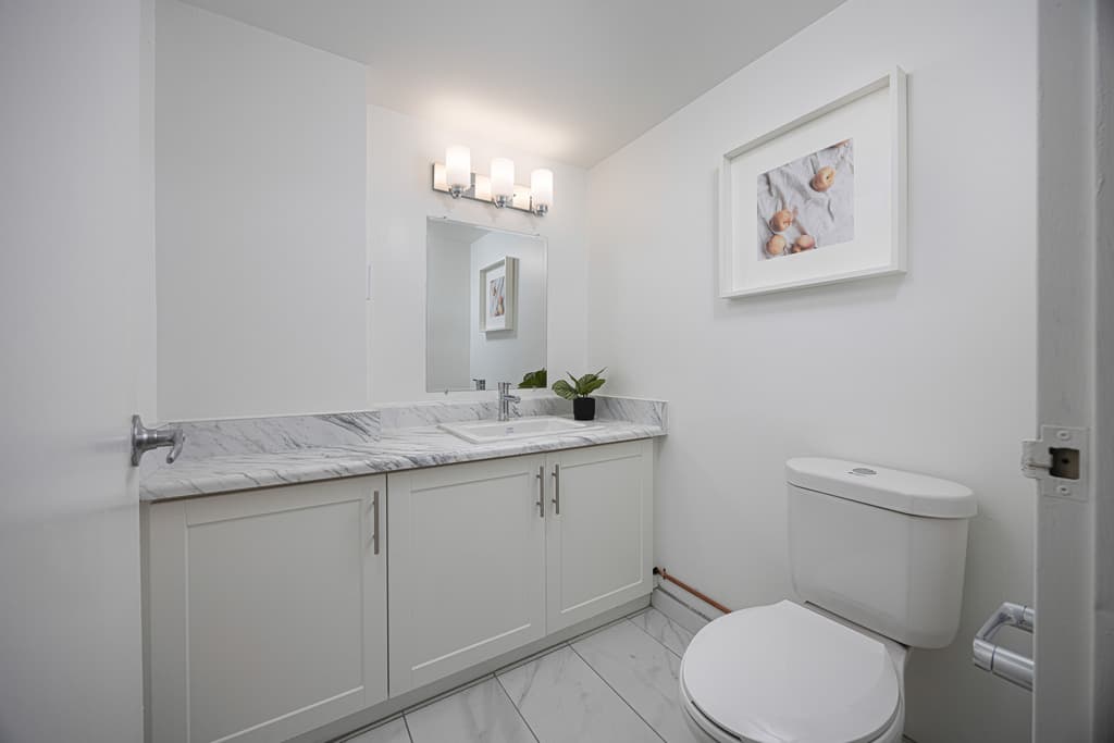 Brampton Towers — 1 Bedroom - Photo 32