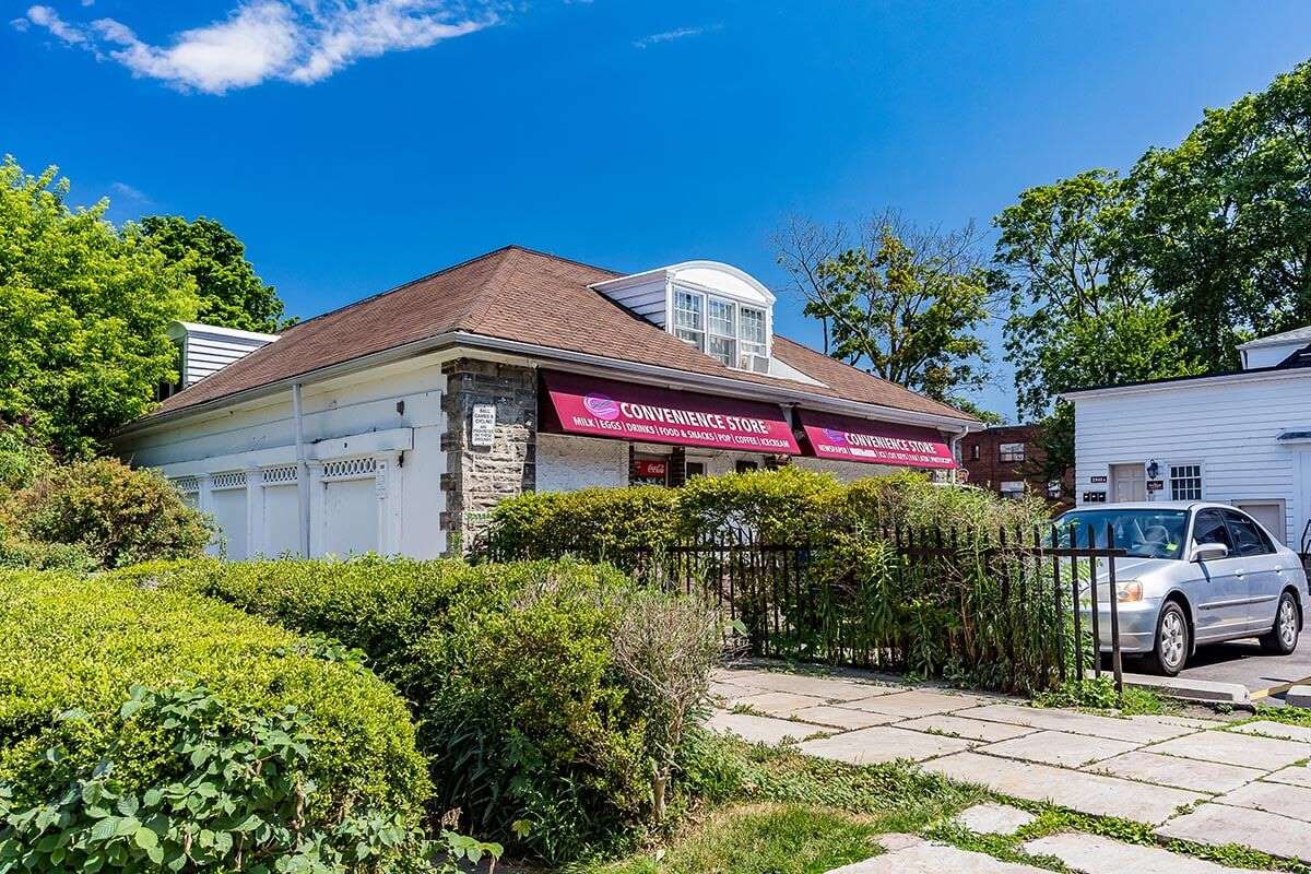 2527 Lake Shore Blvd West, Toronto for rent RentSeeker.ca